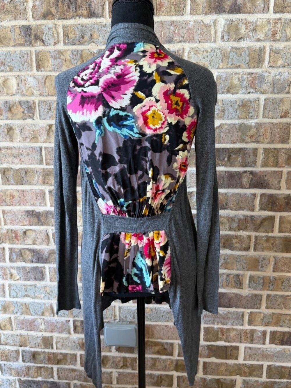 Ted Baker London Sweater Women Cardigan Sweater Floral Back Silk Angora Gray